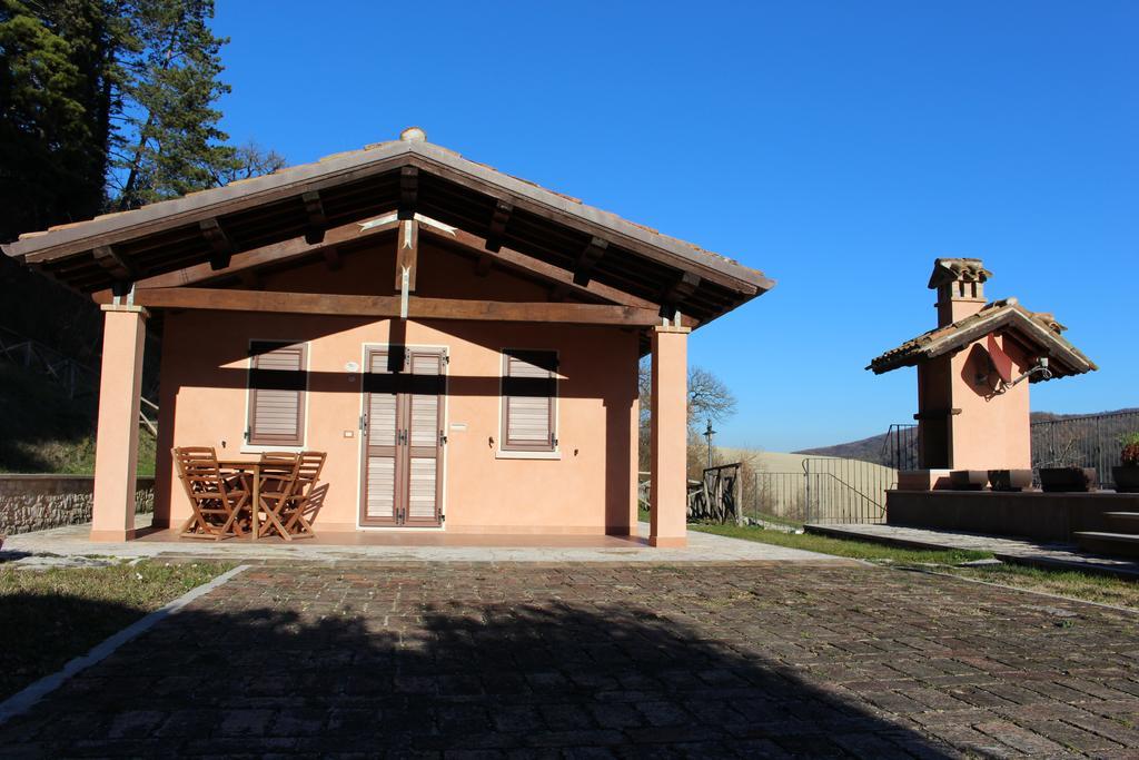 Agriturismo Il Casale ペルゴラ エクステリア 写真