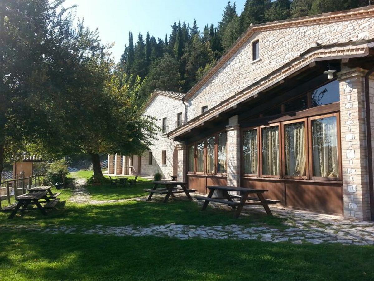 Agriturismo Il Casale ペルゴラ エクステリア 写真